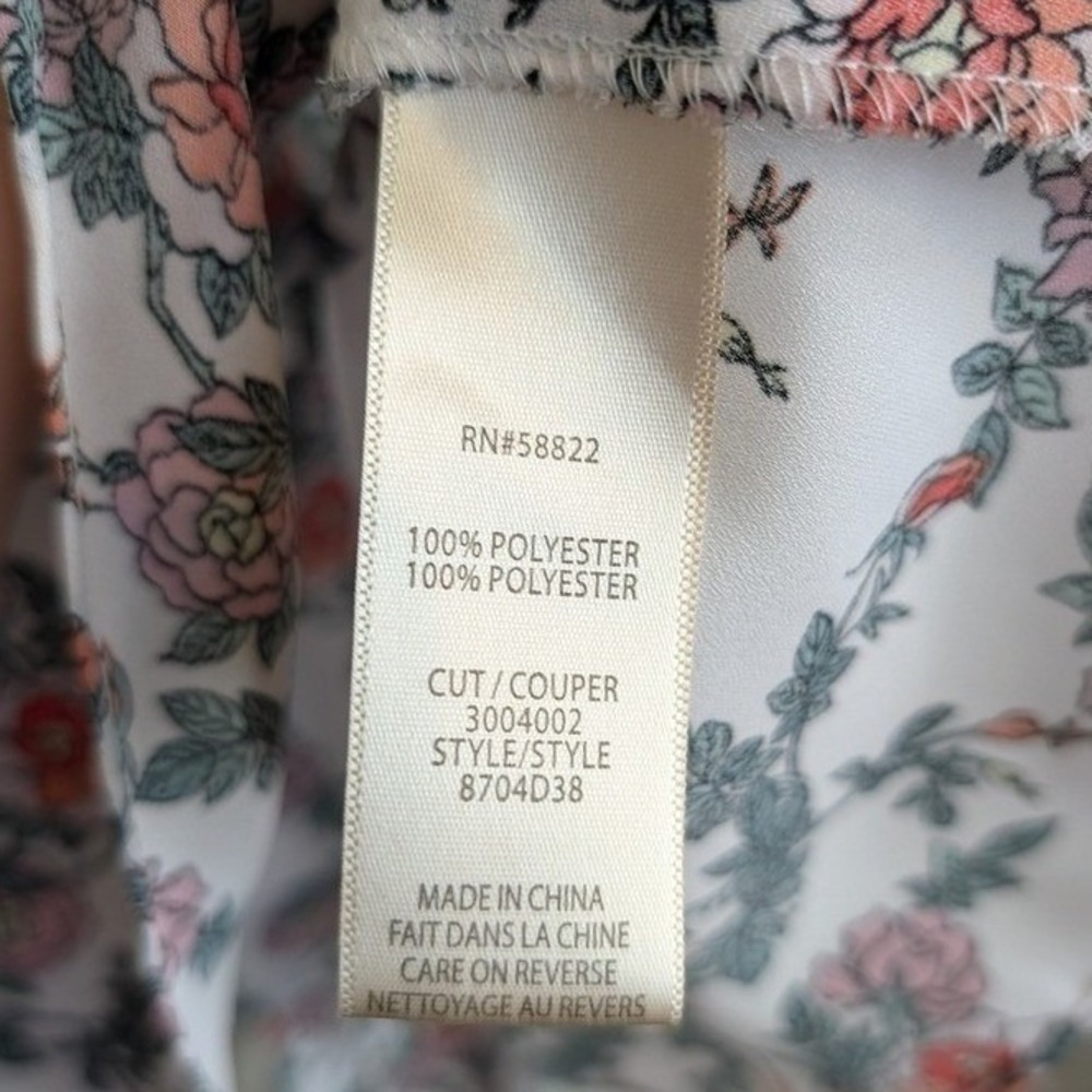 Max‎ Studio Floral Ruffle Blouse - Picture 5 of 5